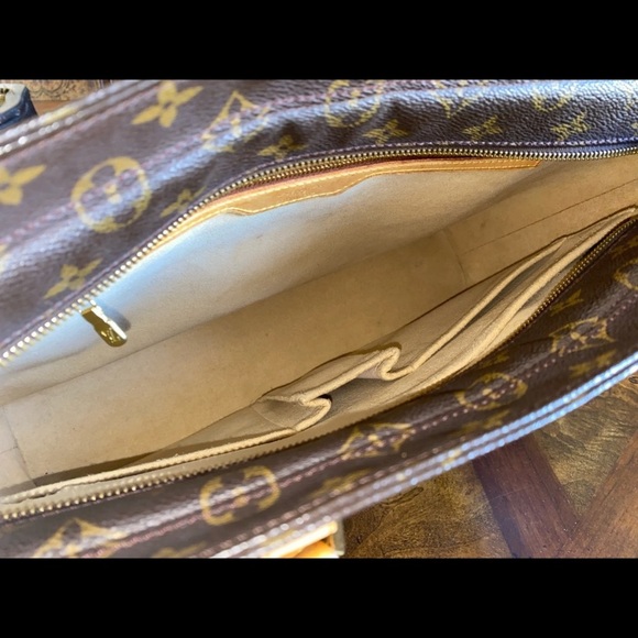 Authentic Luco Monogram tote bag - Picture 2 of 16